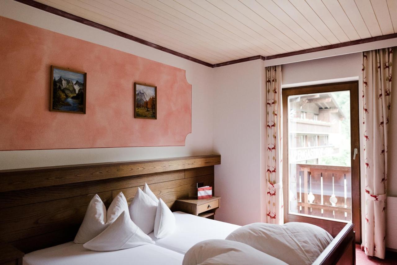 Das Naturhotel Die Eng Хинтеррисс Экстерьер фото